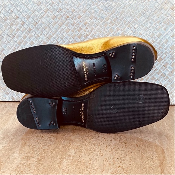 🌟HOST PICK 🌟SAINT LAURENT Miles Buckle Cuff Ankle Boot - Picture 12 of 14